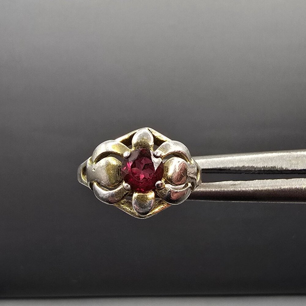 Vintage Sterling Silver Garnet Ring Size 9 Repousse Signed STS Art Nouveau Style - Picture 8 of 13
